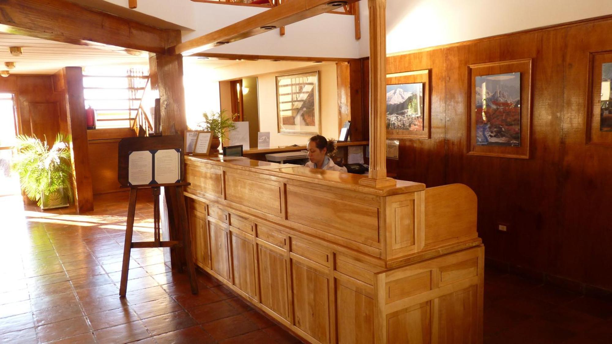 Hotel Picos Del Sur El Calafate Exteriér fotografie